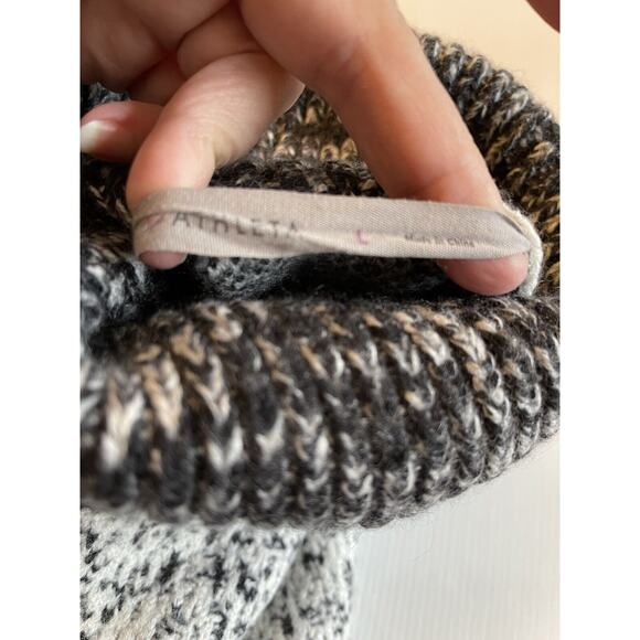 Athleta Turtleneck Ombre Sweater L Wool Cashmere Blend Black To White EUC - Picture 3 of 7